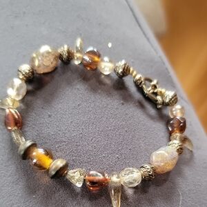 Charming Kids Beaded Bracelet in Brown and Gold